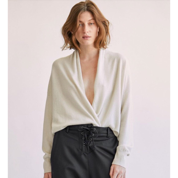 Nili Lotan Lakota Cashmere Sweater in Ivory Size Large - Picture 5 of 11